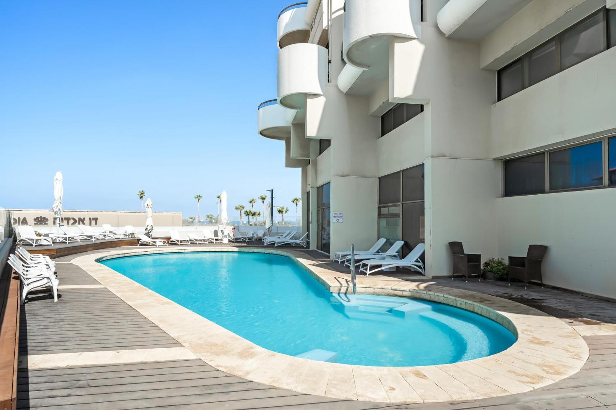 Sunsets Paradise 2Br With Parking By Beachfront Stay Herzelia Eksteriør bilde